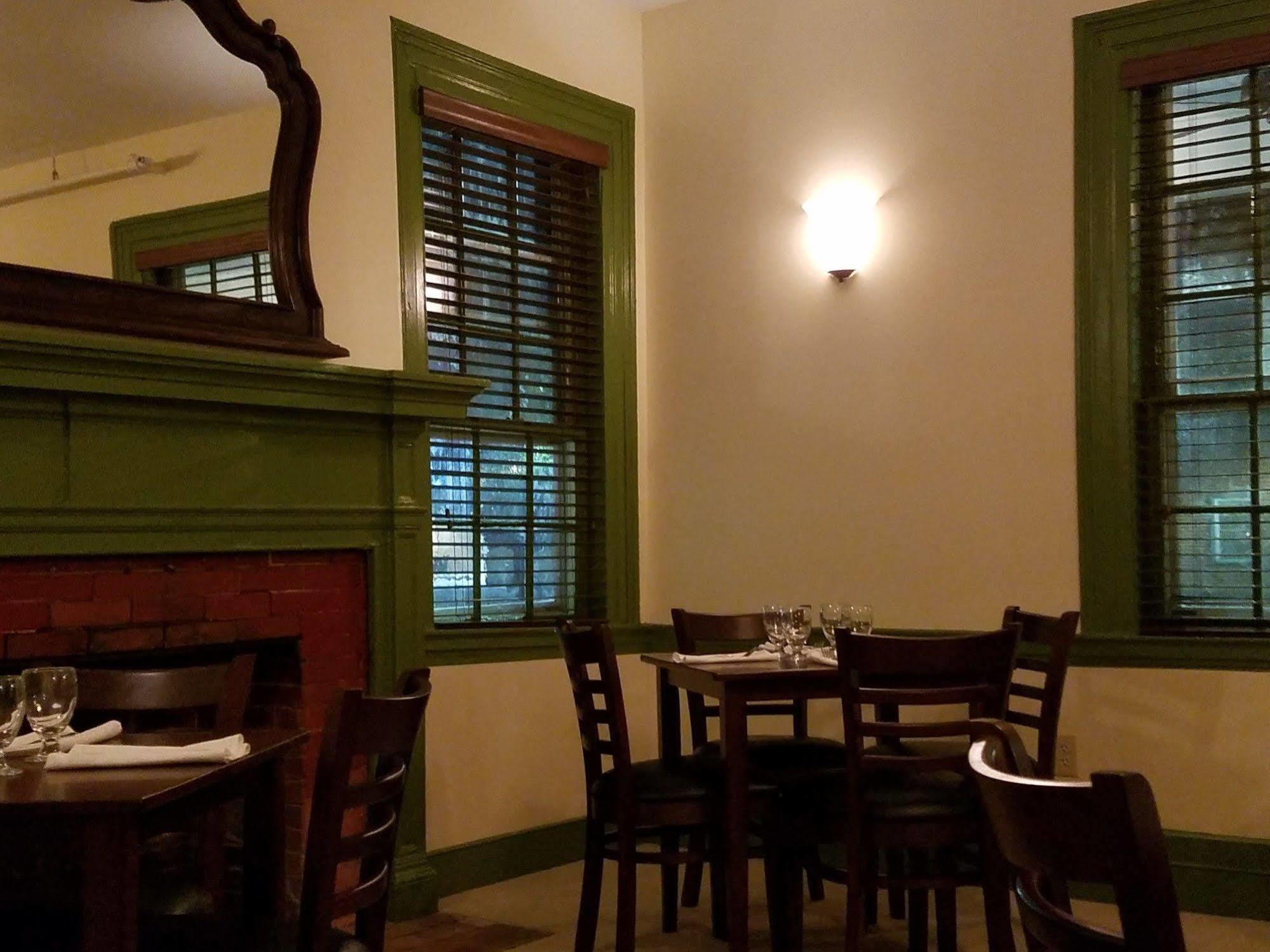 Washington Inn & Tavern MARYLAND ภายนอก รูปภาพ